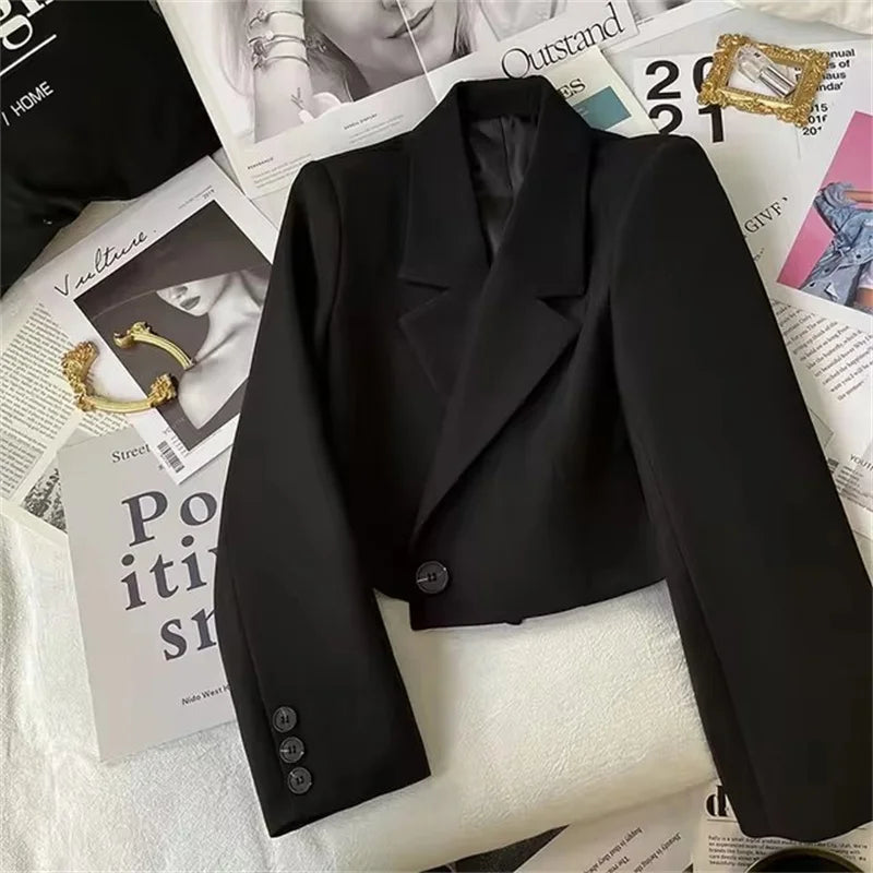 Structured Cropped Blazer