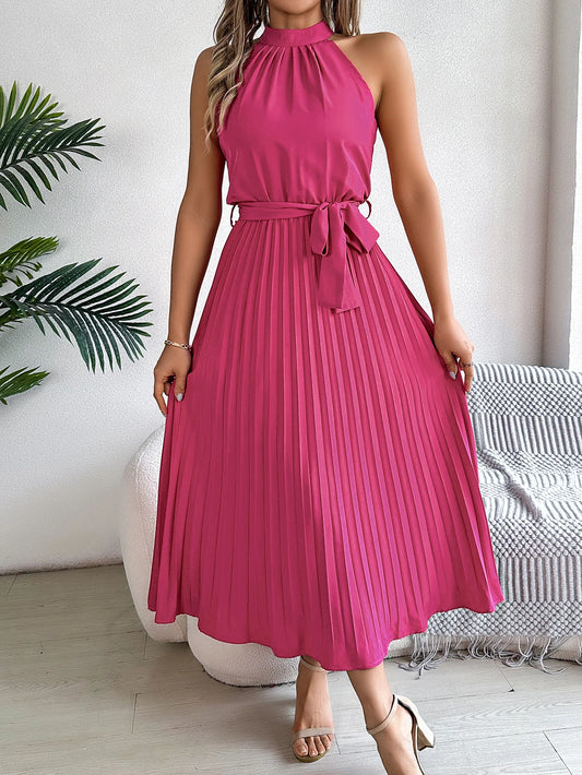 Elegant halter neck pleated midi dress in fuchsia pink with belted waist – Vohran