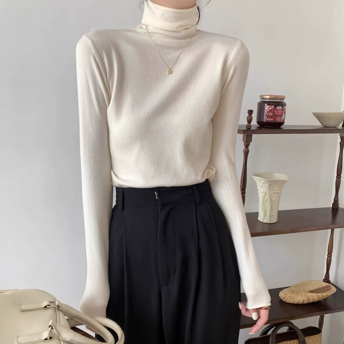 Elegant Turtleneck Knit Pullover