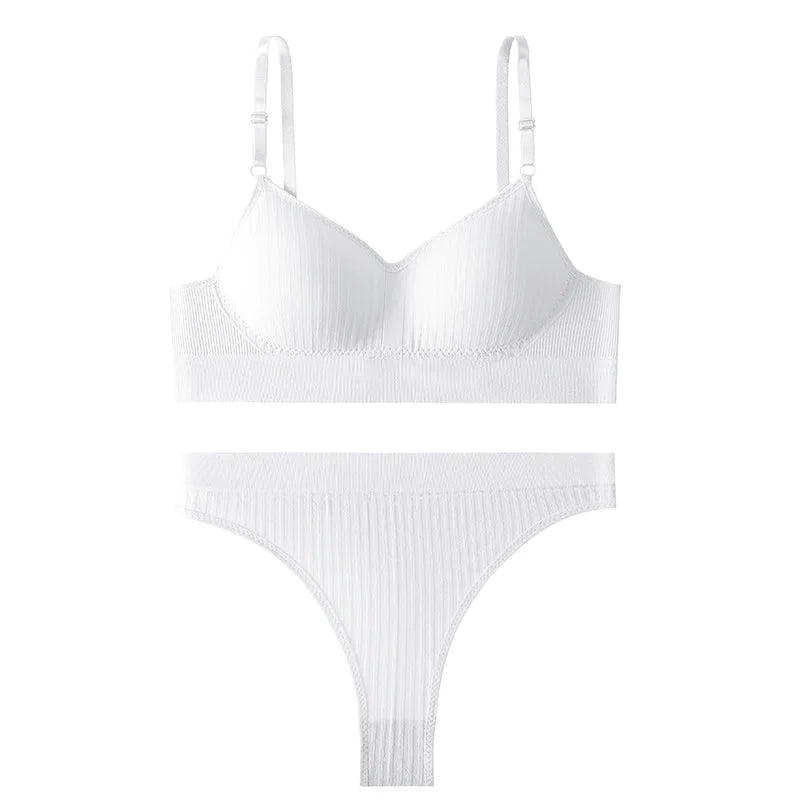 Seamless Bra Set with High-Waist Thong