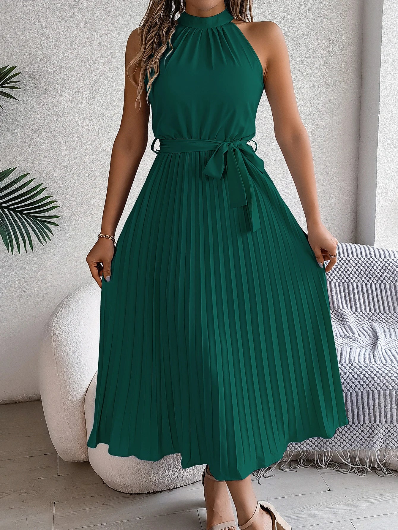 Halter Neck Pleated Midi Dress – Vohran
