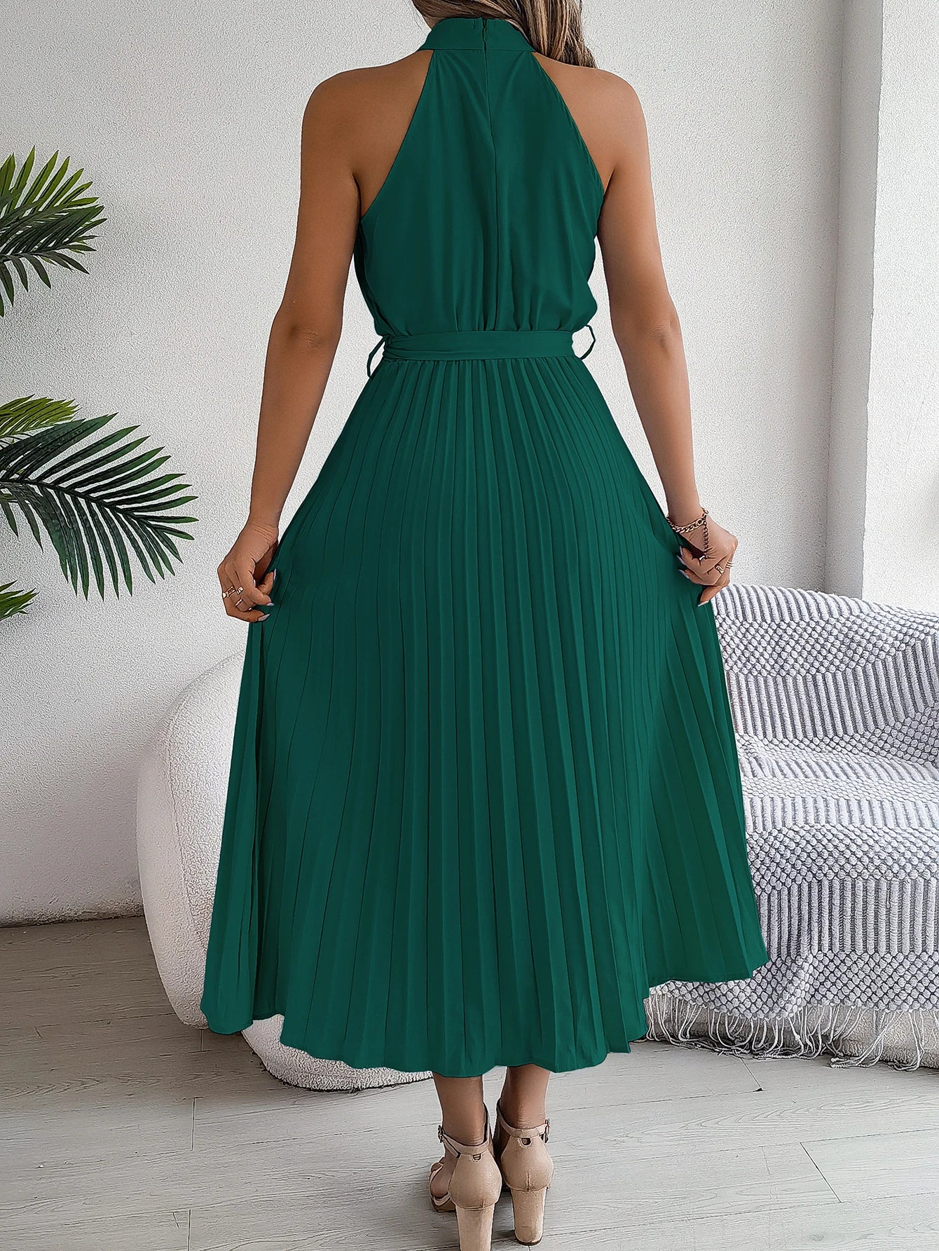 Halter Neck Pleated Midi Dress – Vohran