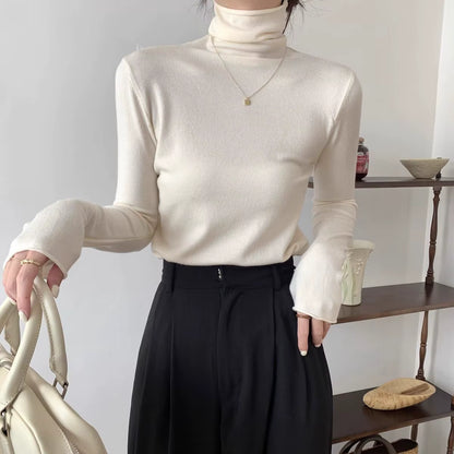 Elegant Turtleneck Knit Pullover