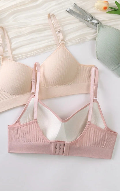 Seamless Bra Set with High-Waist Thong