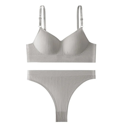 Seamless Bra Set with High-Waist Thong