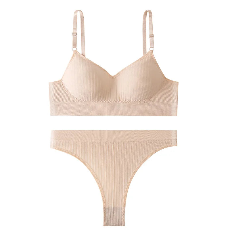 Seamless Bra Set with High-Waist Thong