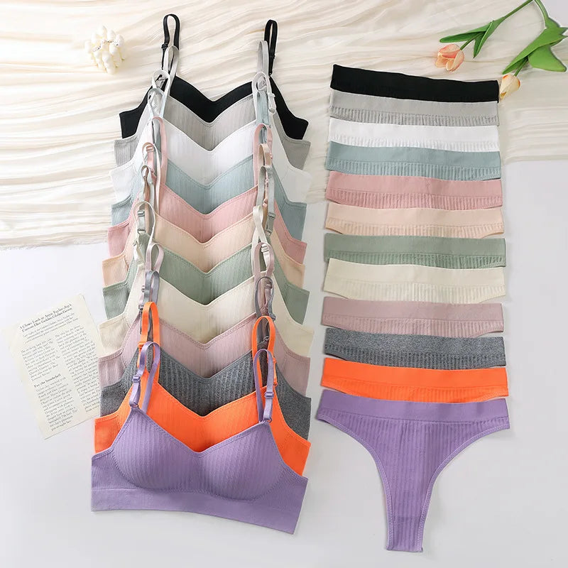 Seamless Bra Set with High-Waist Thong