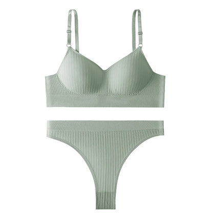 Seamless Bra Set with High-Waist Thong